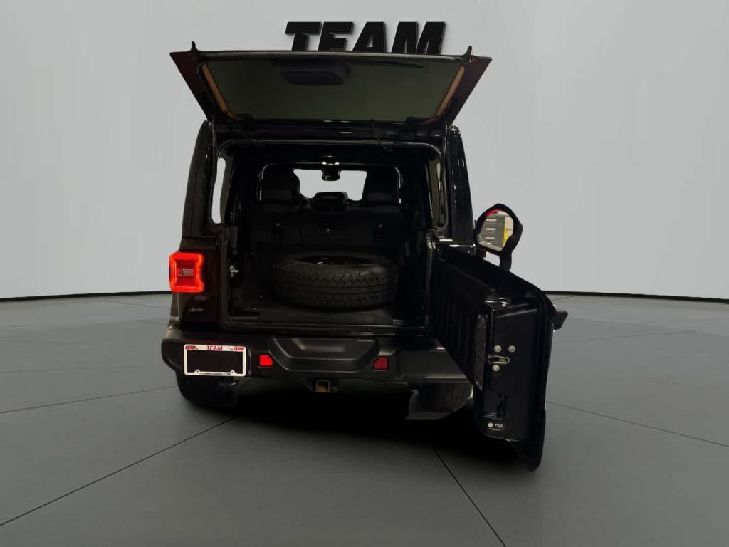used 2021 Jeep Wrangler Unlimited car, priced at $27,117