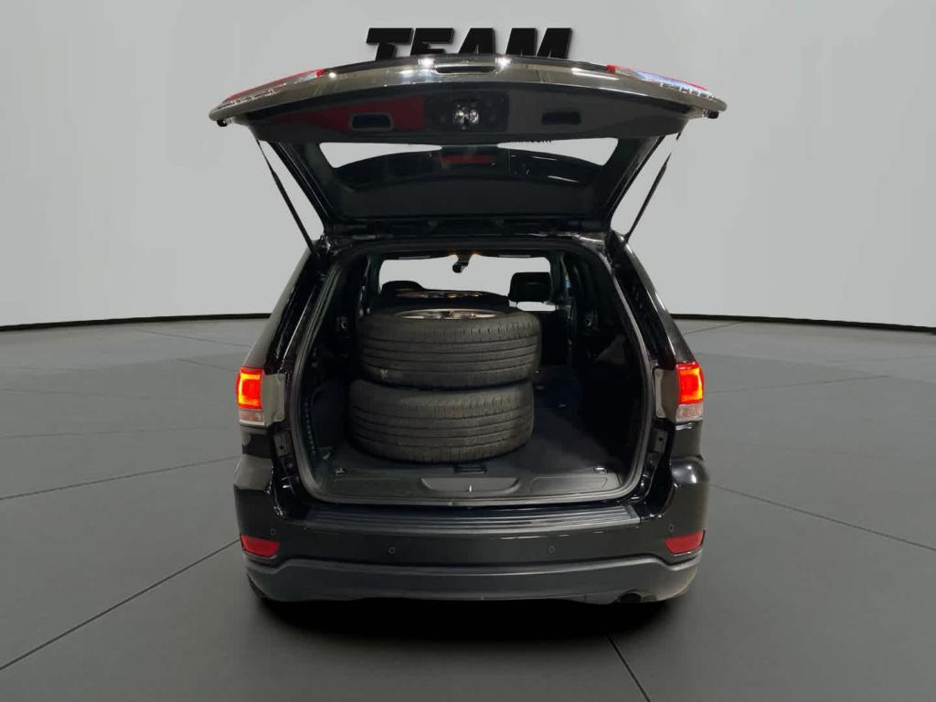 used 2017 Jeep Grand Cherokee car, priced at $14,875