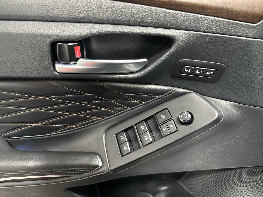 used 2021 Toyota Avalon Hybrid car, priced at $26,410