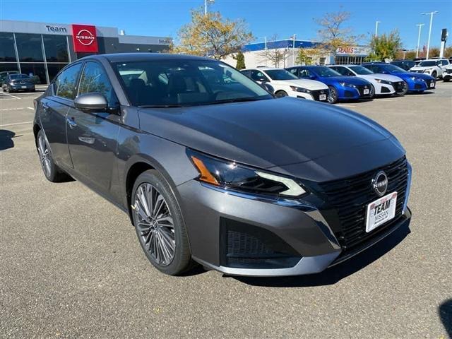 new 2025 Nissan Altima car, priced at $34,722