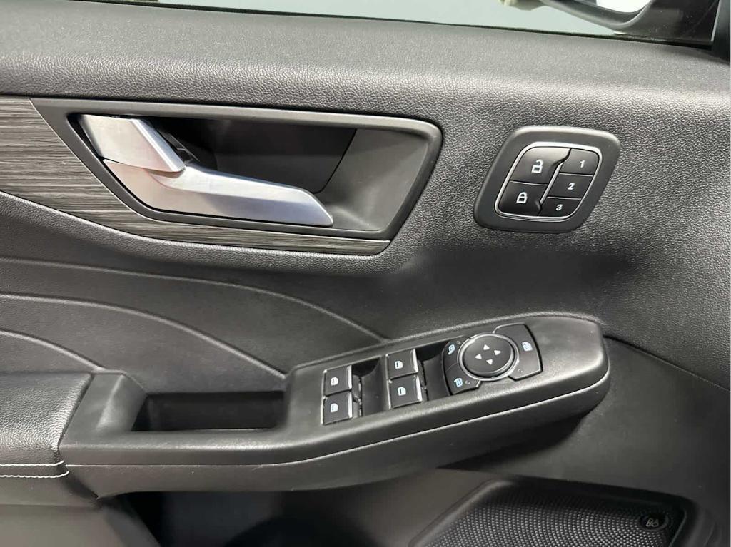 used 2023 Ford Escape car, priced at $25,550