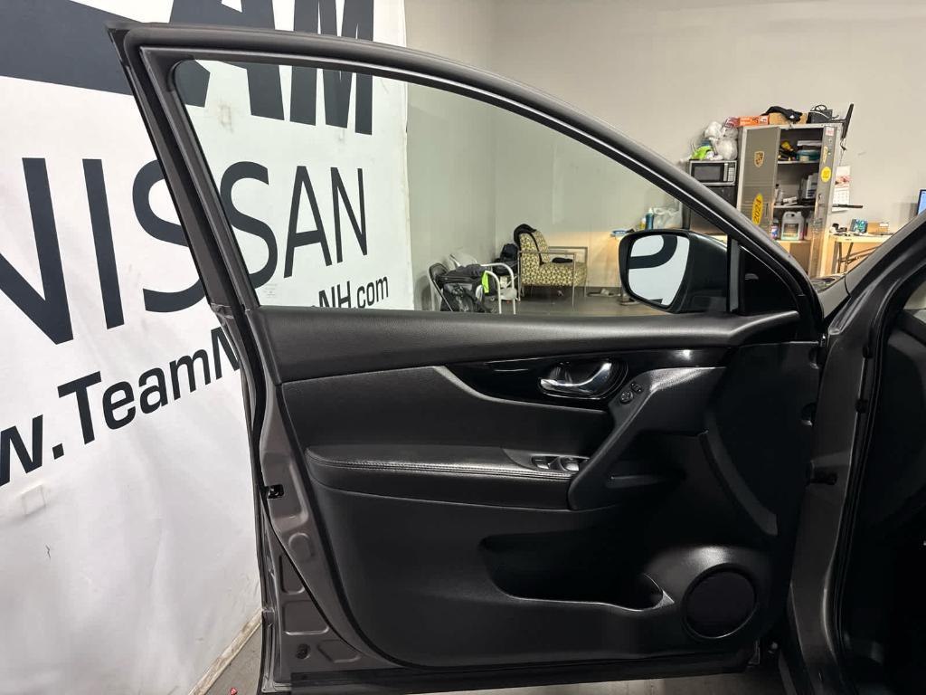 used 2022 Nissan Rogue Sport car, priced at $21,899