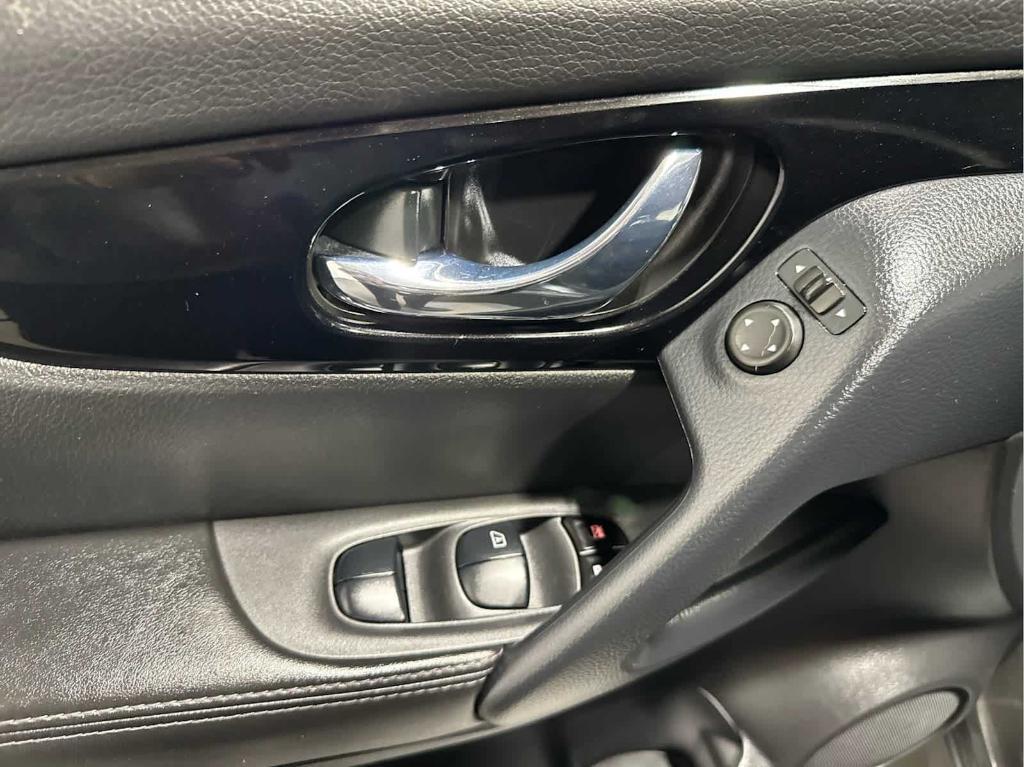 used 2022 Nissan Rogue Sport car, priced at $21,899