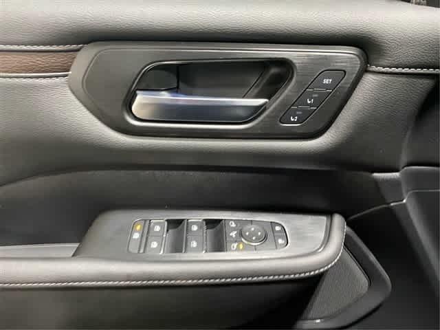 new 2025 Nissan Armada car, priced at $65,288