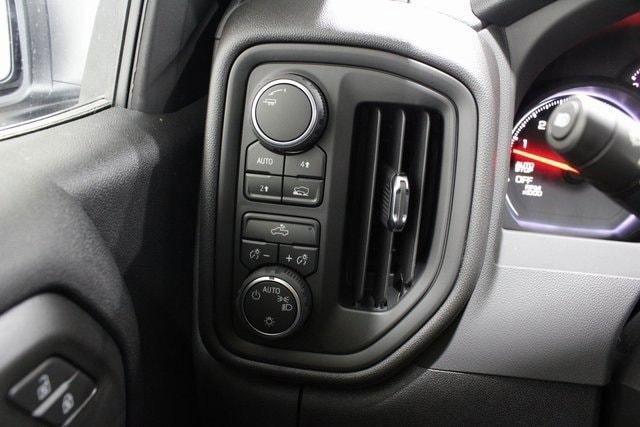 new 2025 Chevrolet Silverado 1500 car, priced at $38,999