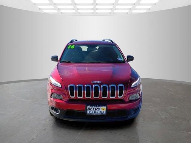 used 2016 Jeep Cherokee car, priced at $6,825