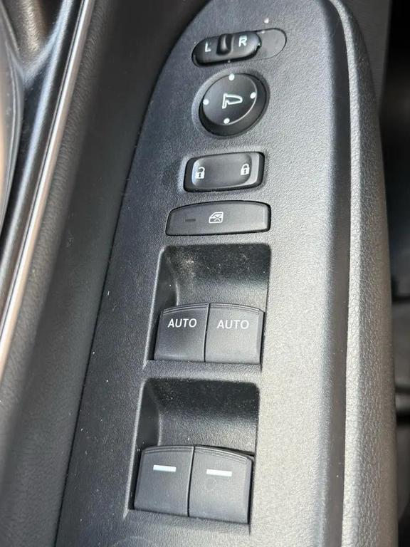 used 2021 Honda CR-V car, priced at $25,913
