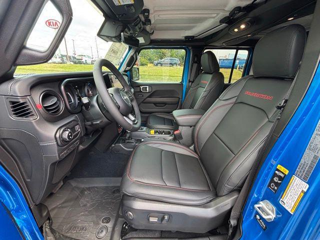 new 2025 Jeep Gladiator car, priced at $52,779