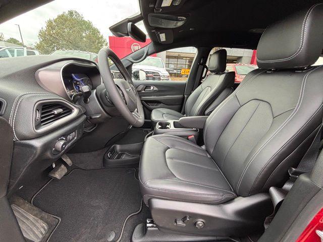 new 2026 Chrysler Pacifica car, priced at $38,834