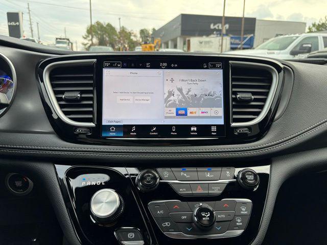 new 2026 Chrysler Pacifica car, priced at $38,834