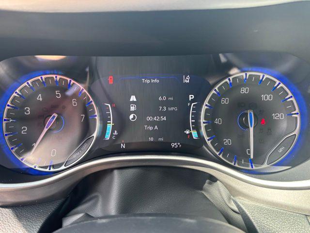 new 2025 Chrysler Voyager car, priced at $33,684