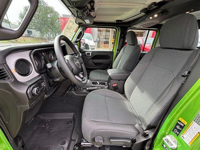 new 2026 Jeep Gladiator car, priced at $38,604