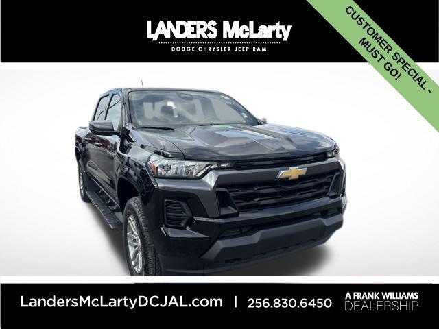 used 2025 Chevrolet Colorado car, priced at $31,488