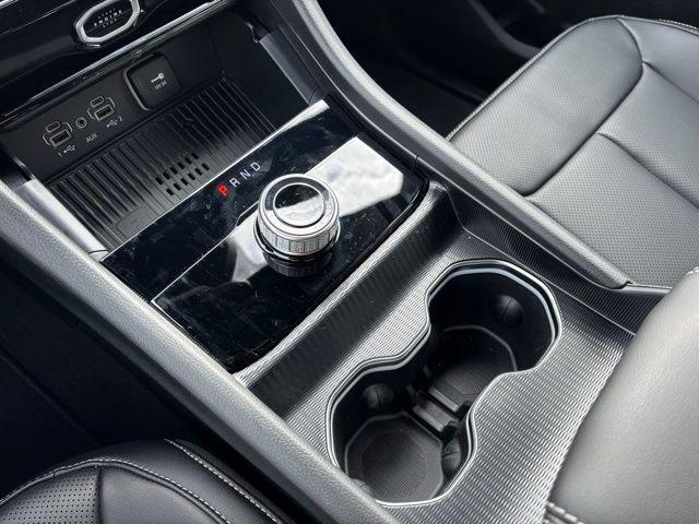 new 2026 Jeep Grand Cherokee car, priced at $45,999