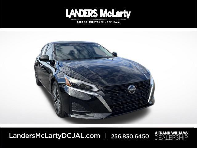used 2023 Nissan Altima car, priced at $20,829