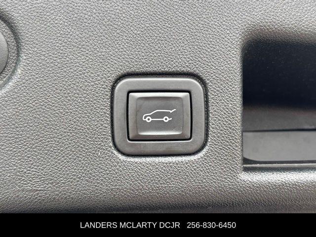 used 2020 Chevrolet Equinox car, priced at $18,990