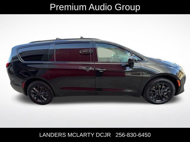 used 2020 Chrysler Pacifica car, priced at $19,776