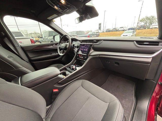 new 2025 Jeep Grand Cherokee L car, priced at $28,114