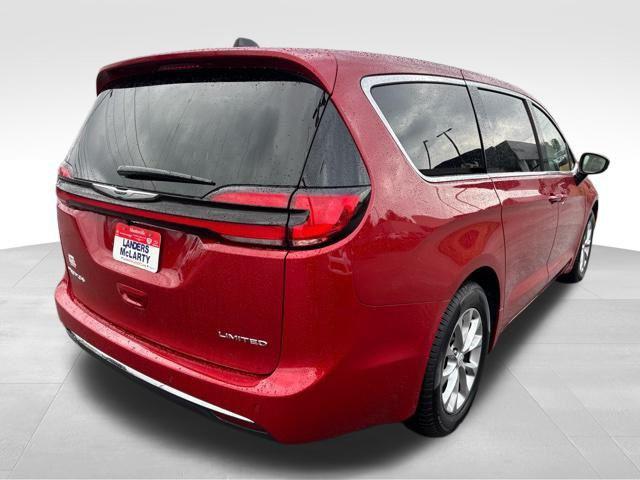 new 2026 Chrysler Pacifica car, priced at $48,725