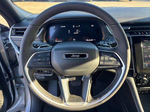 new 2025 Jeep Grand Cherokee car, priced at $33,270