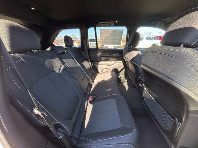 new 2025 Jeep Grand Cherokee car, priced at $32,675