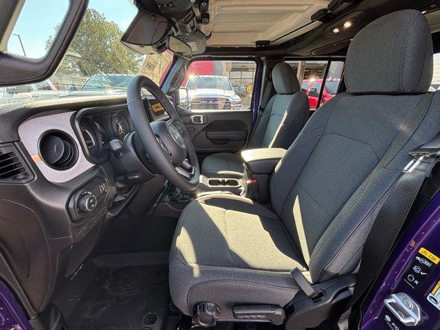 new 2026 Jeep Gladiator car, priced at $43,325