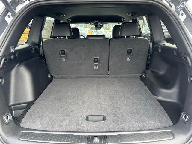 new 2025 Jeep Grand Cherokee car, priced at $33,229