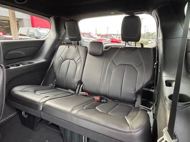 new 2026 Chrysler Pacifica car, priced at $40,229