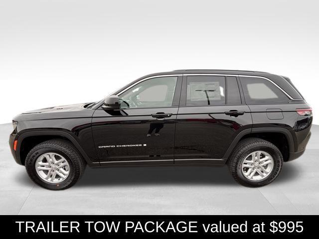 new 2025 Jeep Grand Cherokee car, priced at $28,569