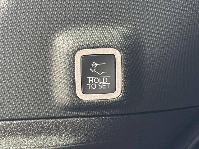 new 2025 Jeep Grand Cherokee car, priced at $35,270