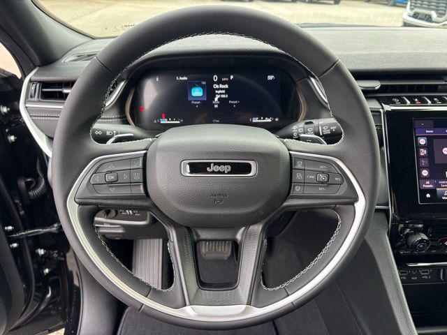 new 2025 Jeep Grand Cherokee car, priced at $34,720