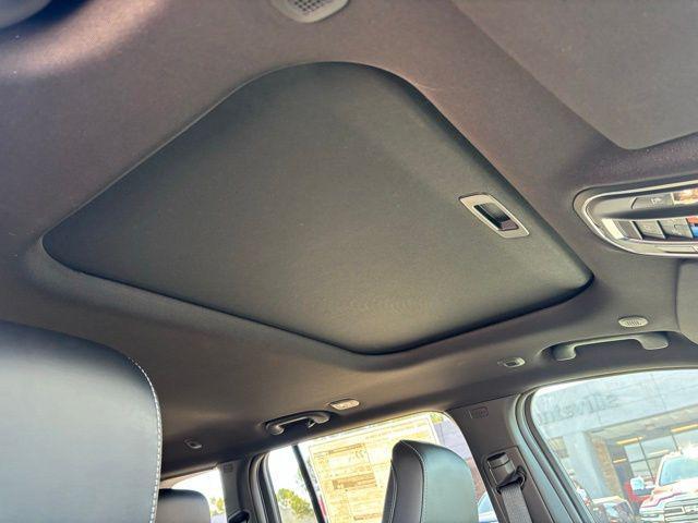 new 2026 Jeep Grand Cherokee car, priced at $44,019