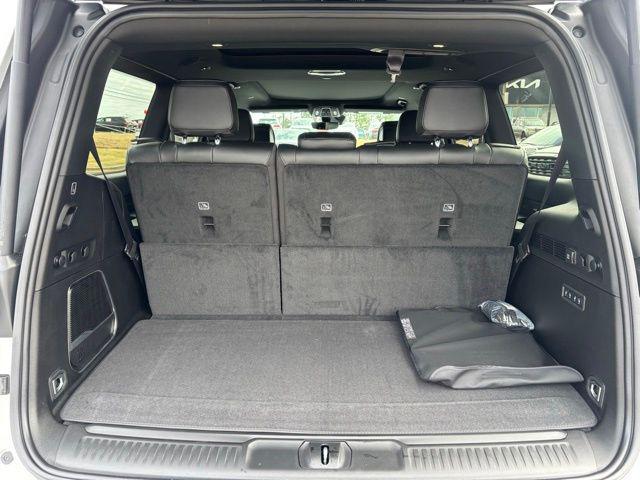 new 2026 Jeep Grand Wagoneer car, priced at $77,135