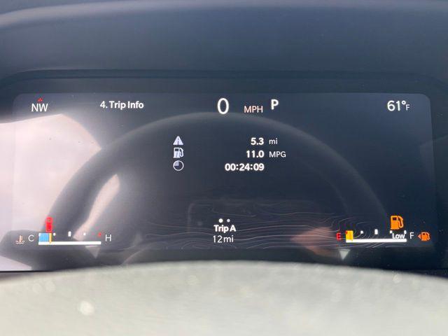 new 2025 Jeep Grand Cherokee car, priced at $31,004