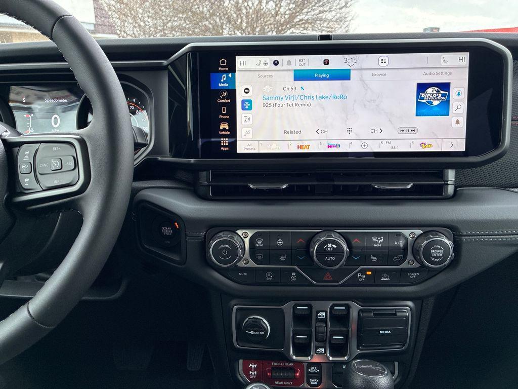 new 2026 Jeep Gladiator car, priced at $53,610