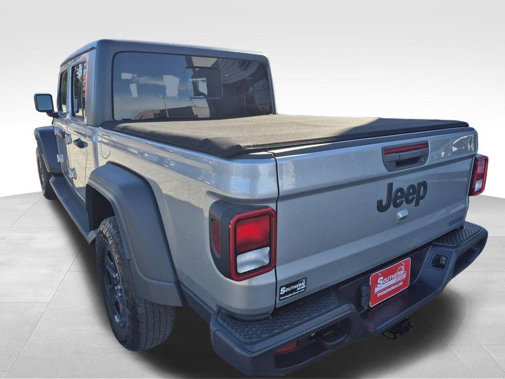 used 2021 Jeep Gladiator car, priced at $28,495