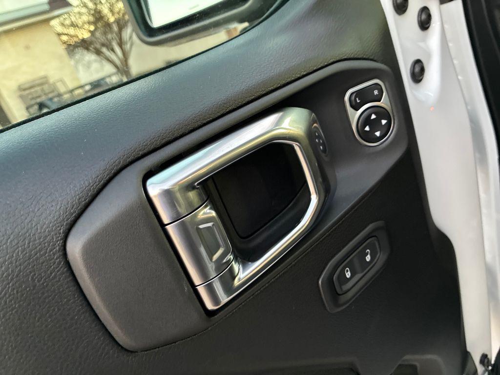 new 2026 Jeep Gladiator car, priced at $46,090