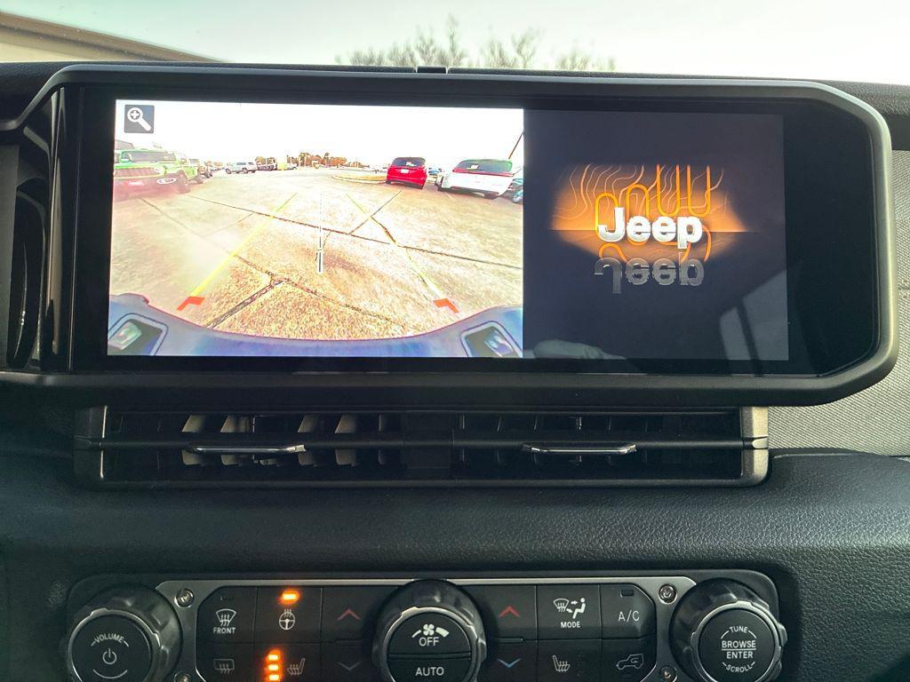 new 2026 Jeep Gladiator car, priced at $46,090