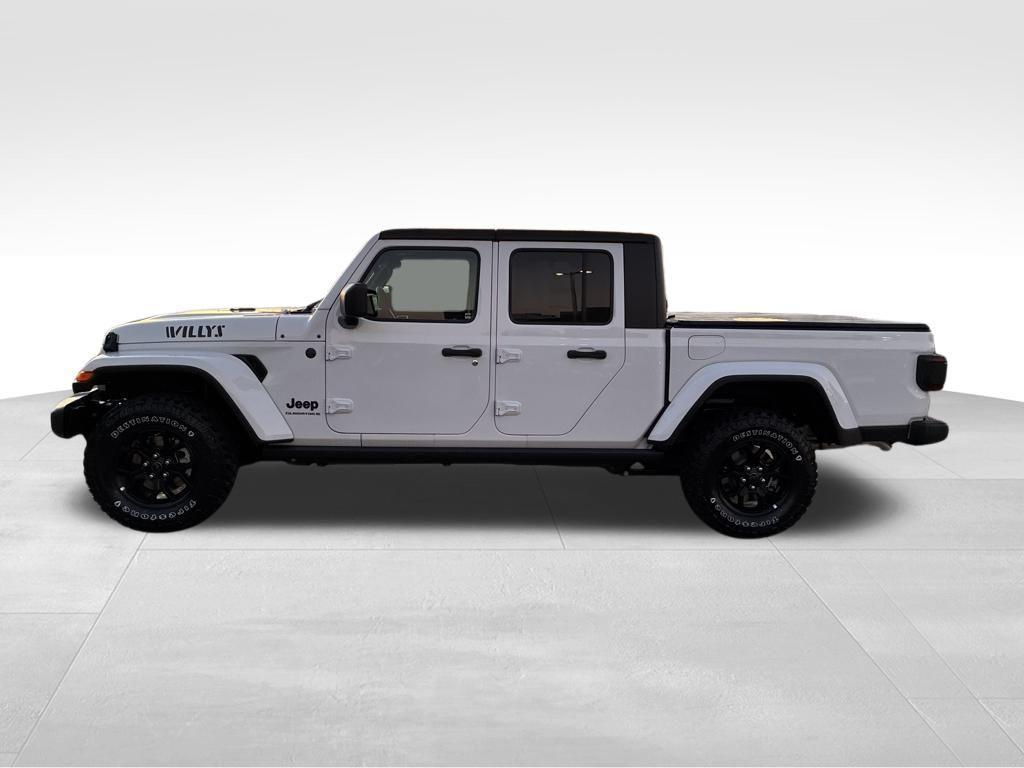 new 2026 Jeep Gladiator car, priced at $46,090