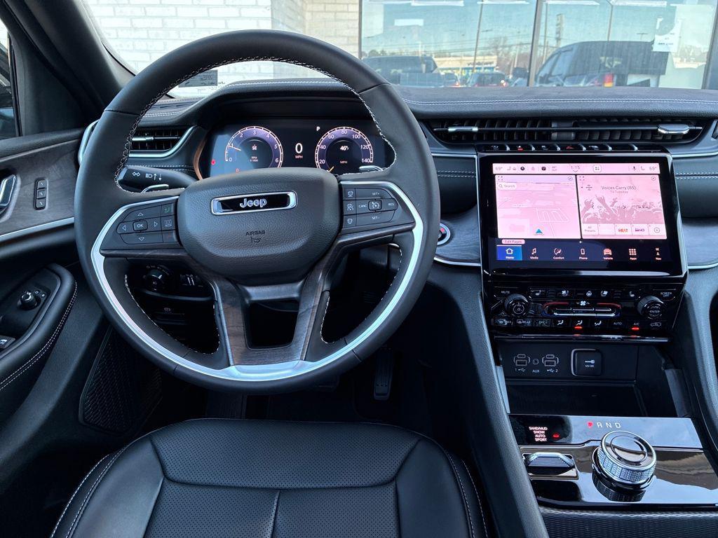 new 2025 Jeep Grand Cherokee car, priced at $46,405