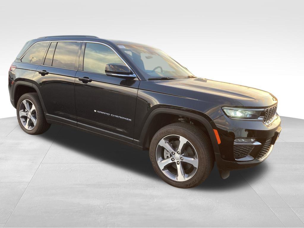 new 2024 Jeep Grand Cherokee 4xe car, priced at $55,540