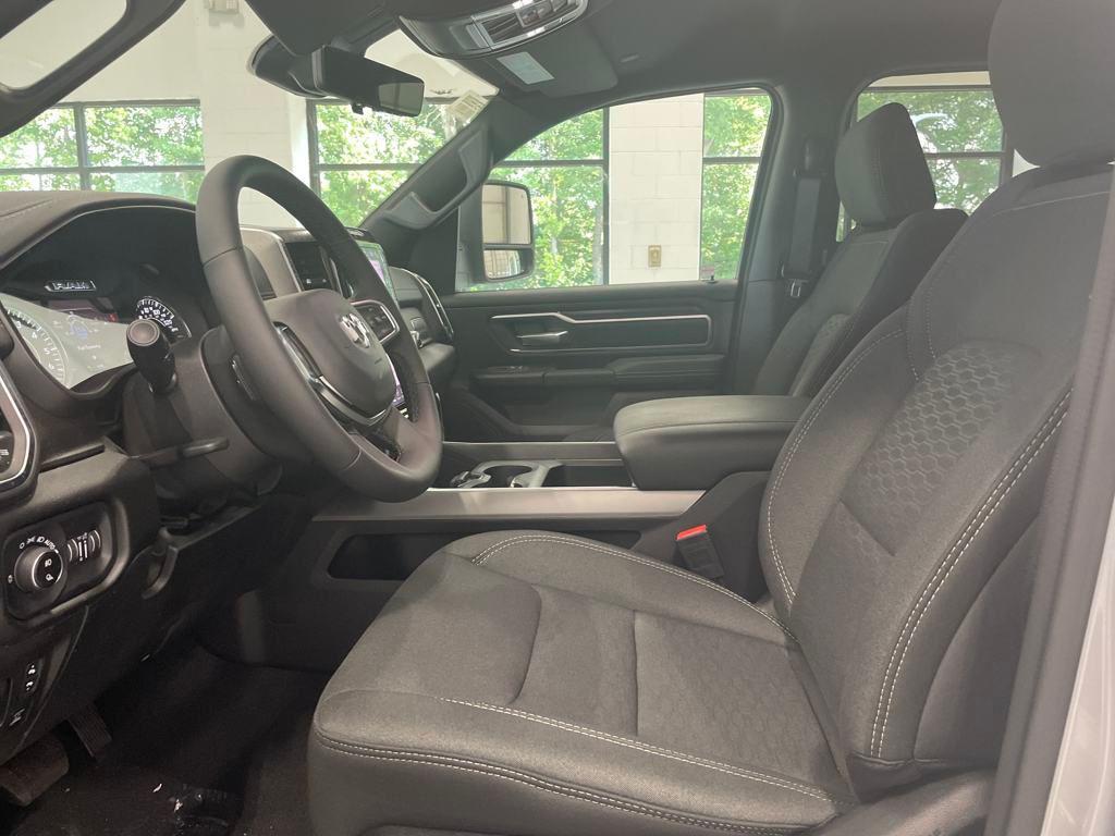 new 2025 Ram 1500 car