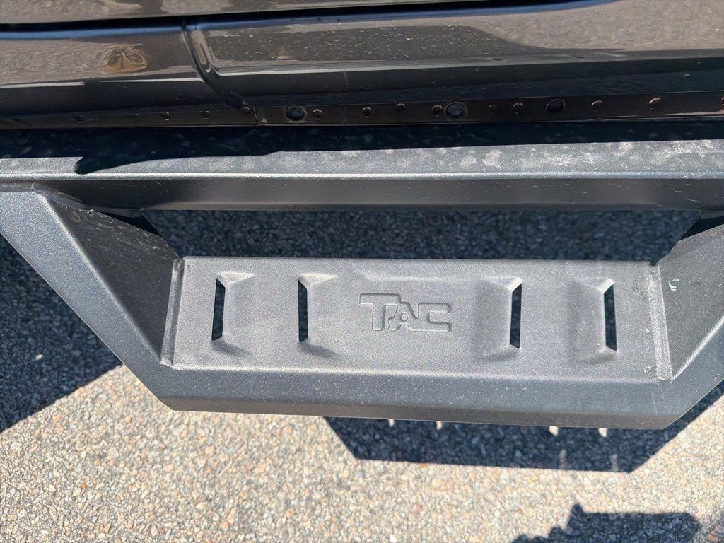 used 2022 Jeep Gladiator car, priced at $31,719
