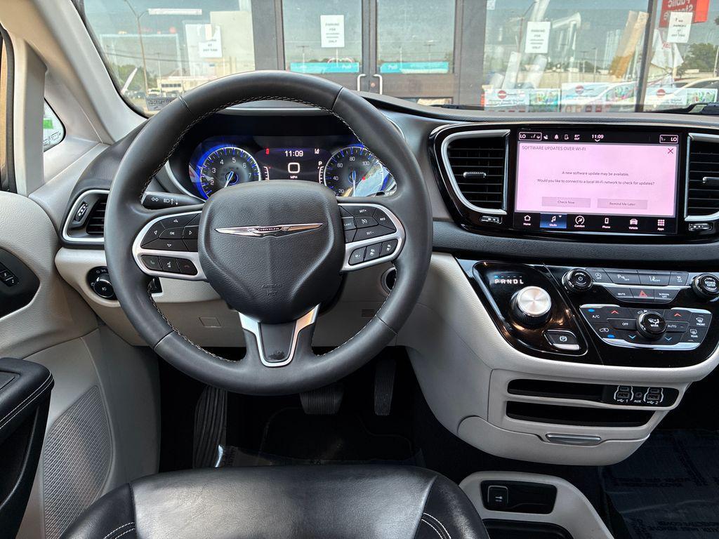 used 2023 Chrysler Pacifica car, priced at $22,200