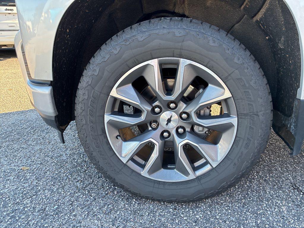 used 2020 Chevrolet Silverado 1500 car, priced at $31,999