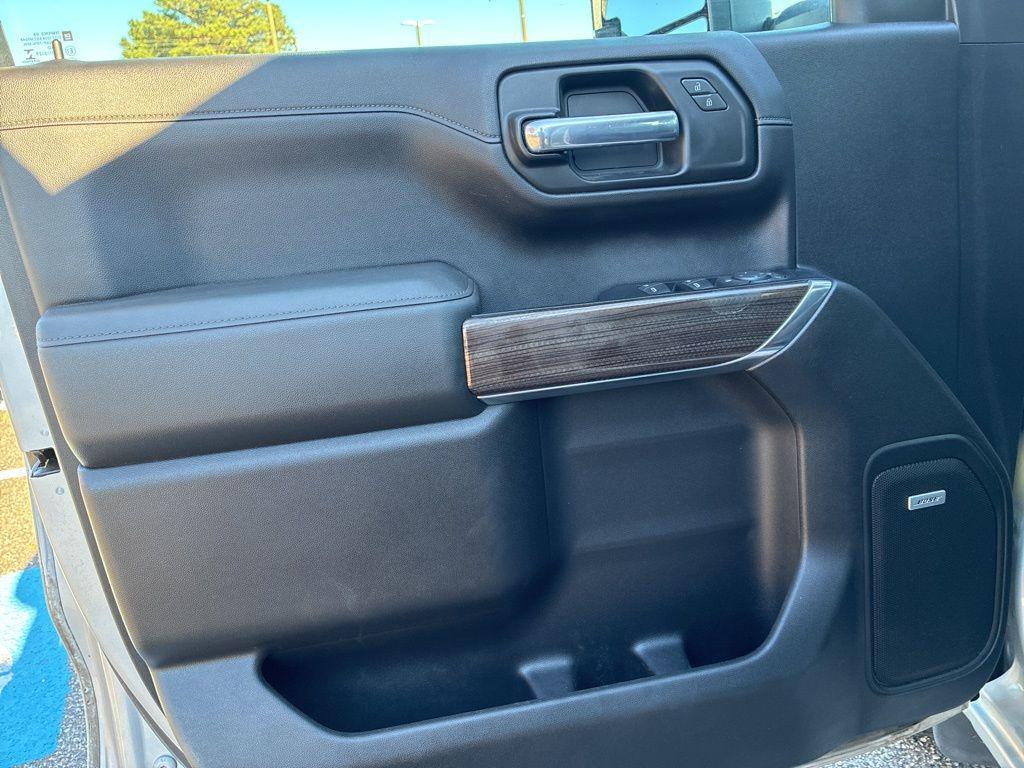 used 2020 Chevrolet Silverado 1500 car, priced at $31,999