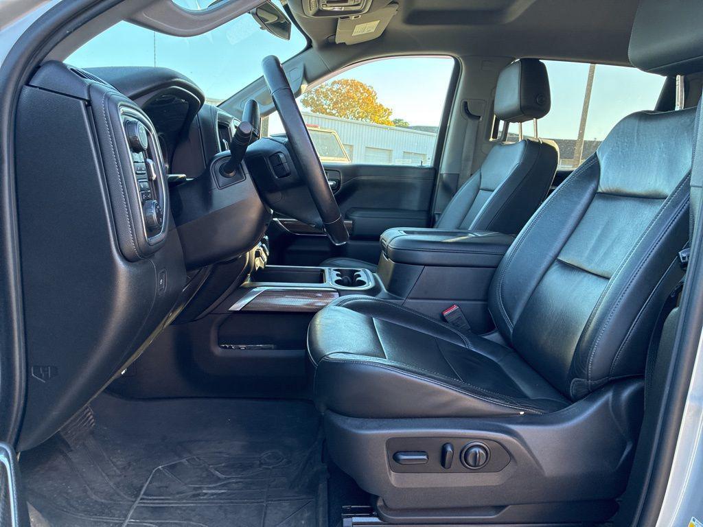 used 2020 Chevrolet Silverado 1500 car, priced at $31,999