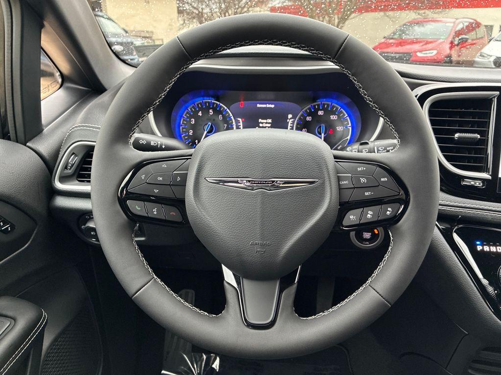 new 2026 Chrysler Pacifica car, priced at $48,917