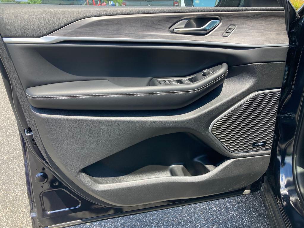 new 2024 Jeep Grand Cherokee 4xe car, priced at $52,644