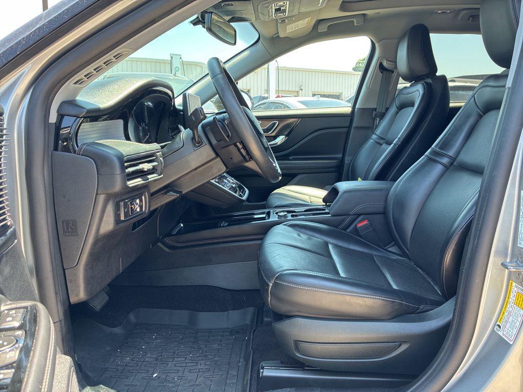 used 2022 Lincoln Corsair car, priced at $28,000